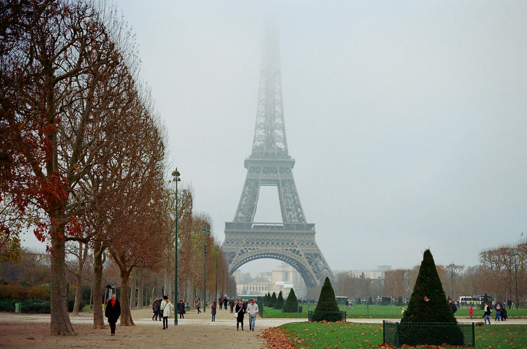La Tour Eiffel, II by neuroplasticcreative